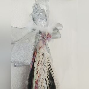 Shabby Chic Rose Wand/Tassel